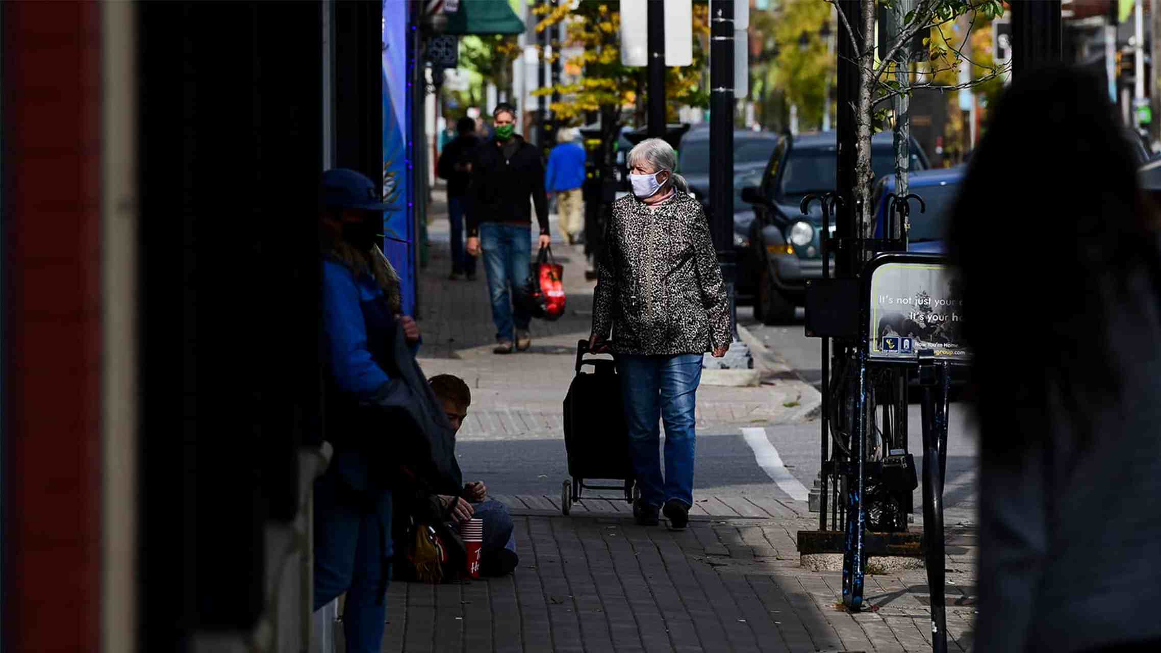 【加拿大今日疫情,加拿大今日疫情通报】